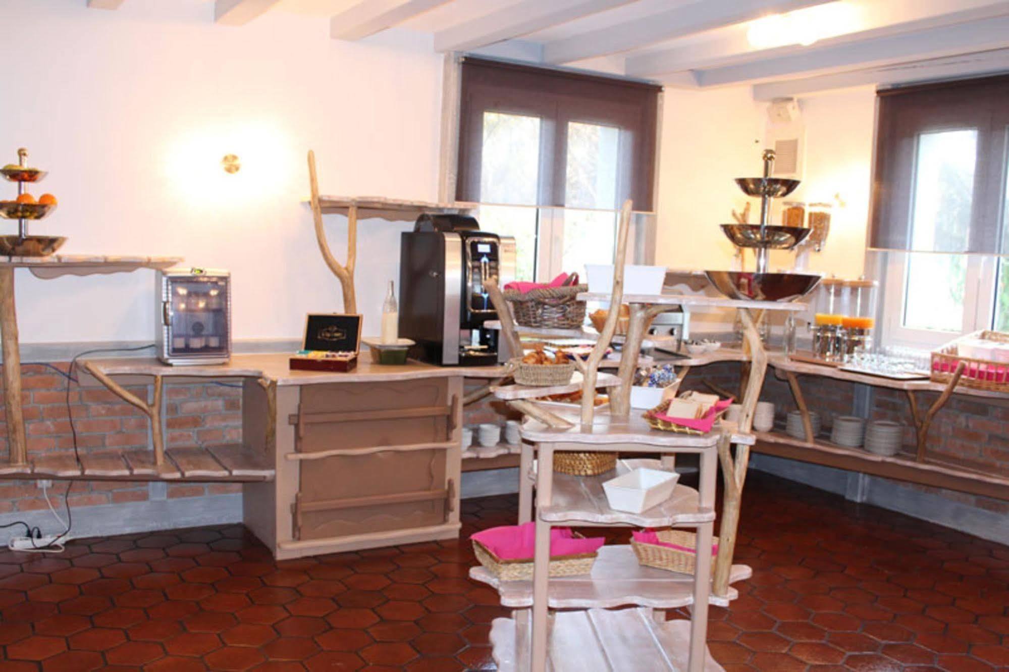 Auberge La Tomette, The Originals Relais Vitrac  Eksteriør bilde